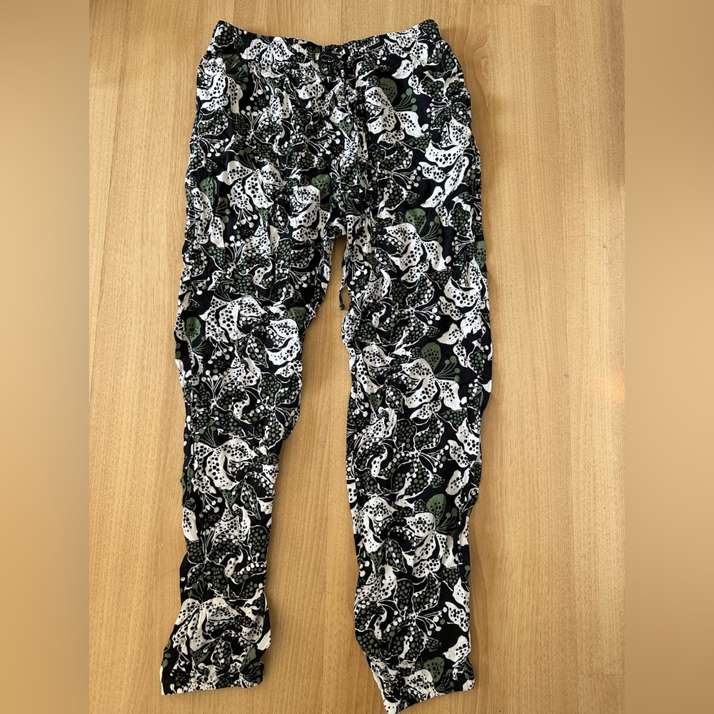 UNIQLO Rayon Pants